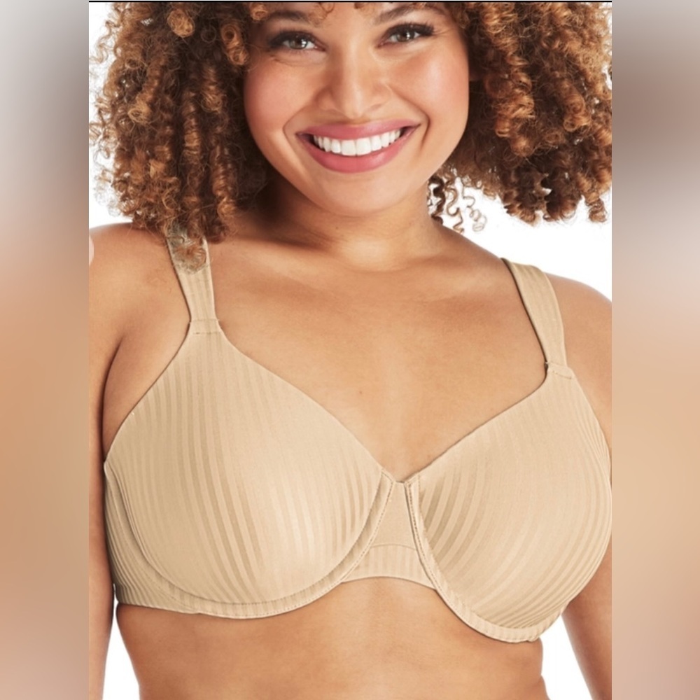 NWT Playtex Secrets Perfectly Smooth Underwire Bra 40DDD